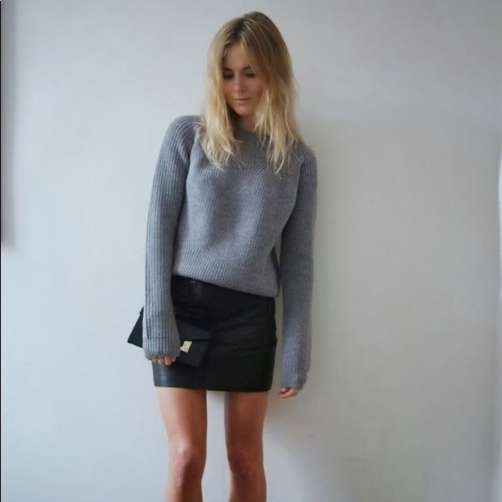 NWT CARMAR FAUX LEATHER ZIP FRONT MINI SKIRT 🎁♥️